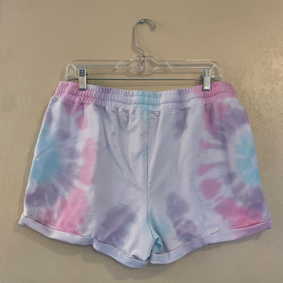 Jeffree Star Snowcone tie dye shorts sz XL - Picture 2 of 4